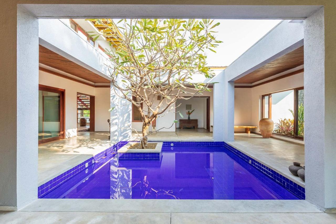 Jay House By Stayvista - Leisure Oasis With Pool, Snooker, Table Tennis & Foosball Fun آليباغ المظهر الخارجي الصورة